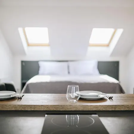 Executive Taborska * 马达伯乐斯拉夫