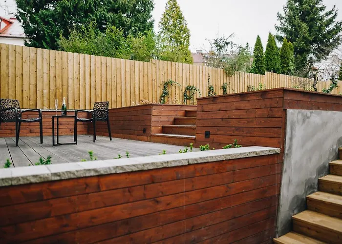 Executive Taborska *